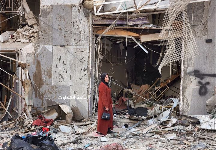 مشاهد الدمار في خانيونس بعد انسحاب الدبابات الاسرائيلية من قلب المدينة