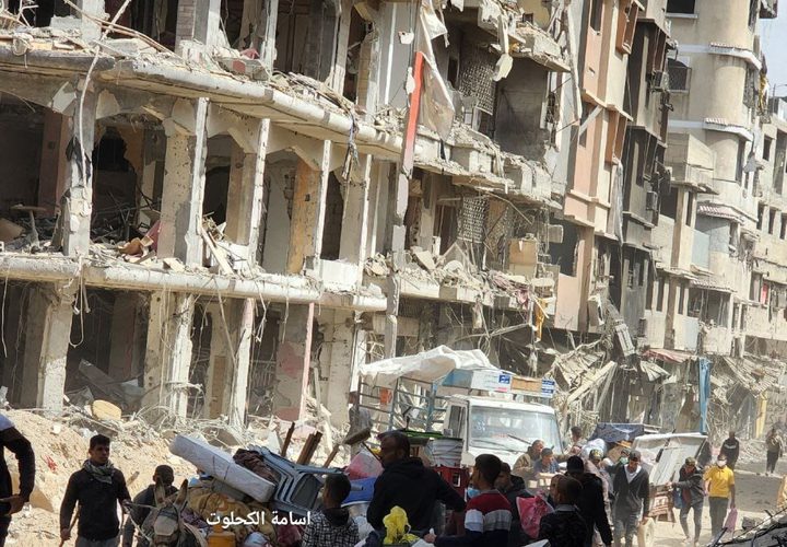 مشاهد الدمار في خانيونس بعد انسحاب الدبابات الاسرائيلية من قلب المدينة
