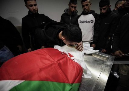 من وداع الشهيد نور الدين إبراهيم ياسين (18 عاما) من قرية دير أبو ضعيف بجنين