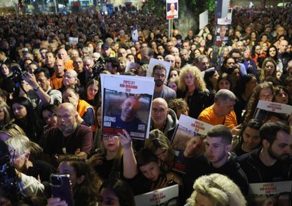 مظاهرات عارمة في إسرائيل تدعو لإبرام صفقة تبادل أسرى