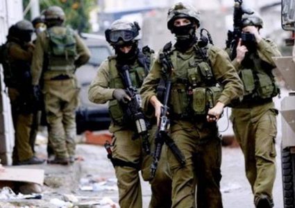 الاحتلال يقتحم يعبد وعرابة ويحتجز طفلا