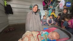 عدم تسجيل المواليد الجدد في غزة يحرمهم من المساعدات في مراكز النازحين