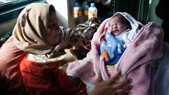 آلاف النساء الحوامل في غزة يعانين من سوء التغذية