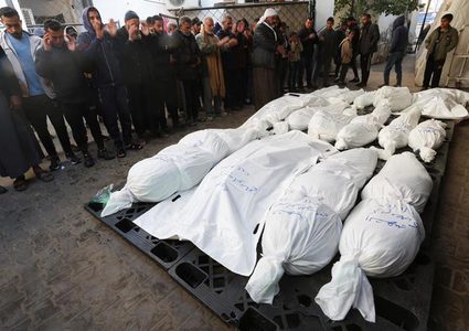 16 شهيدا بقصف الاحتلال منزلا في مدينة غزة