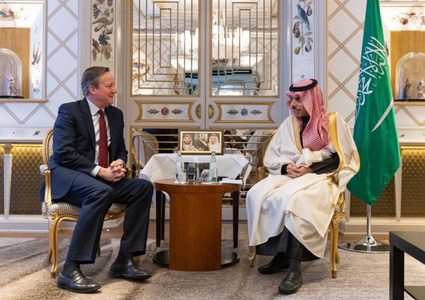 وزيرا الخارجية السعودي والبريطاني يبحثان الأوضاع في غزة