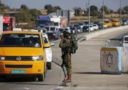 الاحتلال يشدد إجراءاته العسكرية على حاجز تياسير شرق طوباس