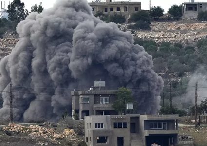 غارات اسرائيلية تستهدف عدة مناطق في لبنان