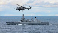 بريطانيا ستنشر مدمرة صواريخ في البحر الأحمر