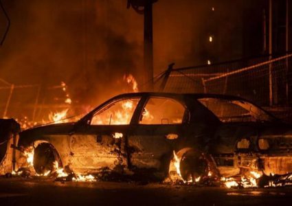 مستوطنون يهاجمون بورين ويحرقون مركبة