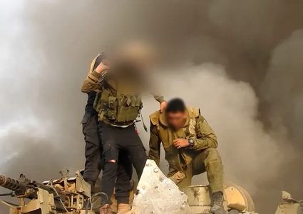 قياديّ في حماس: مشاورات الفصائل جارية للتوصل إلى اتفاق لكن إسرائيل تتعنت