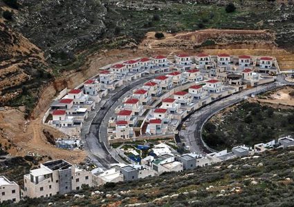 واشنطن تعتزم فرض عقوبات على مستوطنتين بالضفة