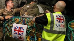 بريطانيا تعارض إسقاط مساعداتها جوا على غزة