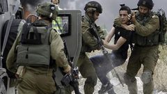 الاحتلال يعتدي على شقيقين ويسرق مصاغا ذهبيا وأموالا في اللبن الشرقية