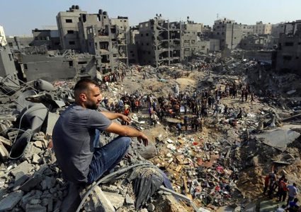 الاحتلال يرتكب مجرزة جديدة بحق منتظري المساعدات في غزة