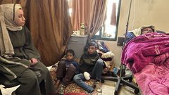 مأساة في غزة: حريق مروع بسبب مخلفات الحرب يلتهم أسرة بأكملها أثناء إعداد الطعام