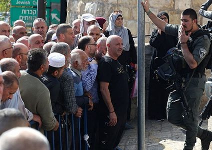 الخارجية تدين منع الاحتلال الاسرائيلي المصلين من دخول المسجد الاقصى
