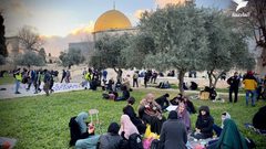 موائد الإفطار في المسجد الأقصى هذا المساء، رغم قيود الاحتلال وعراقيله