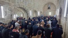 90 ألف مصل أدوا صلاتي العشاء والتراويح في المسجد الأقصى المبارك.