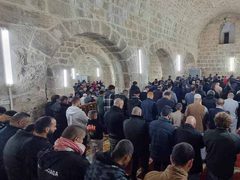 90 ألف مصل أدوا صلاتي العشاء والتراويح في المسجد الأقصى المبارك.