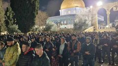 90 ألف مصل أدوا صلاتي العشاء والتراويح في المسجد الأقصى المبارك