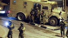 قوات الإحتلال تقتحم نابلس وتعتقل شابين