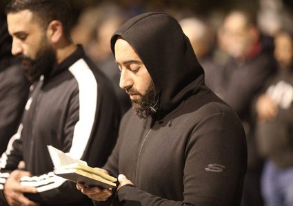 60 ألف مصل أدوا صلاتي العشاء والتراويح في المسجد الأقصى المبارك.