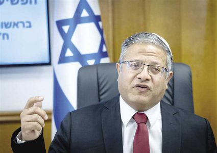 بن غفير يطالب بعودة اقتحام المستوطنين للأقصى في العشر الأواخر