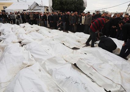 غزة في اليوم الـ 166: عشرات الشهداء والجرحى في غارات جوية وقصف مدفعي