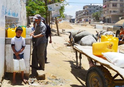 "الإحصاء" و"سلطة المياه": حصة المواطن بالكاد تصل15 لترًا يوميًا بسبب ندرة المياه