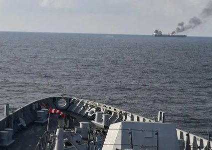 الجيش الأميركي يعلن إحباط هجوم للحوثيين ويقصف الحديدة