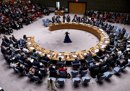 روسيا والصين تستخدمان الفيتو لإحباط قرار أميركي يدعو لوقف إطلاق النار في غزة