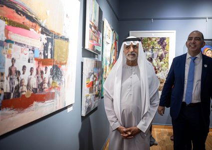 الشيخ نهيان بن مبارك يفتتح معرض "بدايات" لدعم حملة "تراحم من أجل غزة “