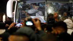 وسائل إعلام إسرائيلية: إسرائيل توافق على إطلاق سراح 700 أسير فلسطيني