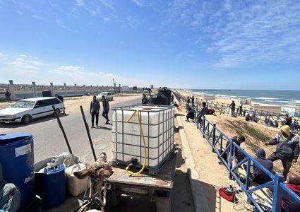 حرب وويلات وصراع من أجل البقاء: قصص البحث عن المياه في ظل النزوح بقطاع غزة