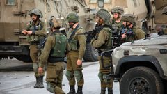 اعتقالات واسعه طالت محافظات الضفه اليوم الأحد