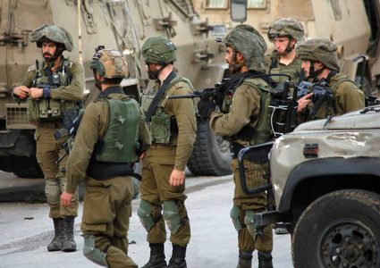 اعتقالات واسعه طالت محافظات الضفه اليوم الأحد