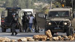 إصابات واعتقالات خلال اقتحامات الاحتلال بالضفة