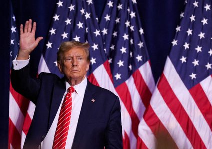 ترامب: على إسرائيل أن تنهي حربها وبايدن غبي جدًا