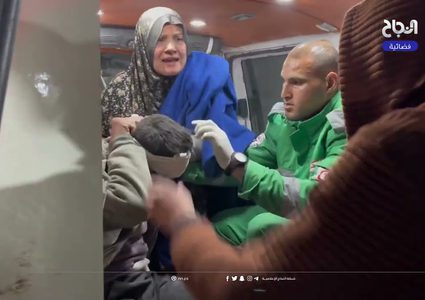 شهداء وجرحى في استهداف الاحتلال منزل عائلة سلمان في دير البلح وسط قطاع غزة