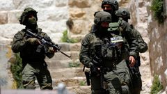 بينها إصابة ..حملة اعتقالات في الضفة