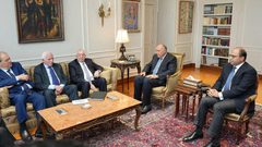 "فتح" تطلع وزير خارجية مصر على الأوضاع الإنسانية والسياسية في الأراضي الفلسطينية