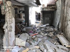 آثار الدمار الذي خلفه جيش الاحتلال في مقر حركة فتح خلال اقتحامه مخيم بلاطة شرق نابلس فجر اليوم.