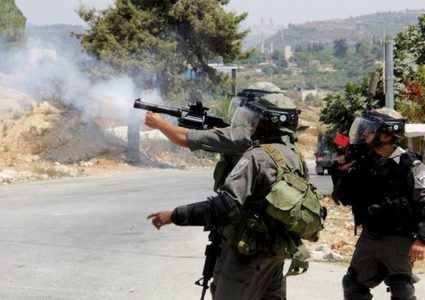 الاحتلال يصيب مواطنا بالرصاص ويعتقل آخر جنوب بيت لحم