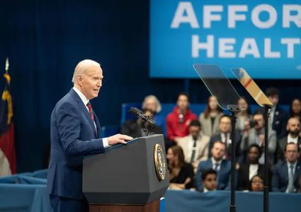 متظاهرون أميركيون يقاطعون كلمة لبايدن ويطالبون بإدخال المساعدات لغزة