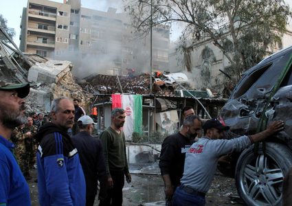 مسؤولون أميركيون: إيران تستعد للرد على استهداف قنصليتها بدمشق