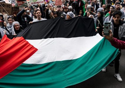 مظاهرات في بريطانيا للمطالبة بانهاء الحرب على غزة