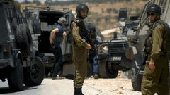 الاحتلال يغلق المدخل الشرقي لمدينة قلقيلية