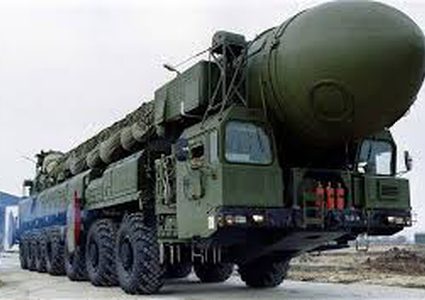 صحيفة بريطانية: إسرائيل قد تستخدم القنبلة الكهرومغناطيسية ضد إيران