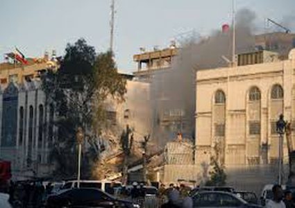 الخارجية الإيرانية: الهجوم على قنصليتنا بدمشق "جريمة حرب" وسنعاقب إسرائيل