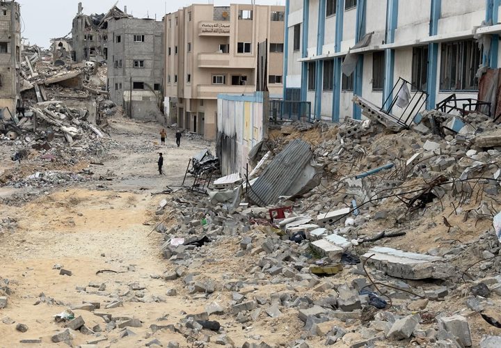 مدارس تابعة لوكالة غوث وتشغيل اللاجئين الفلسطينيين (أونروا) في مدينة خان يونس جنوبي قطاع غزة